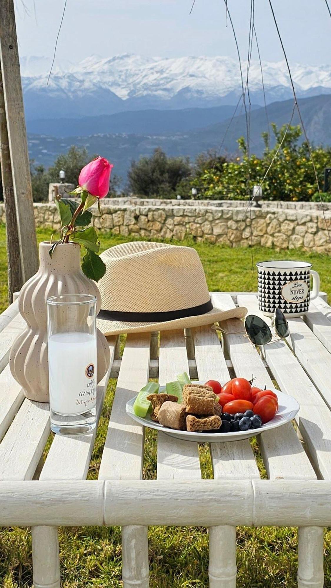 Villa Aitheras With Sea Views And Garden Stérnai Eksteriør bilde